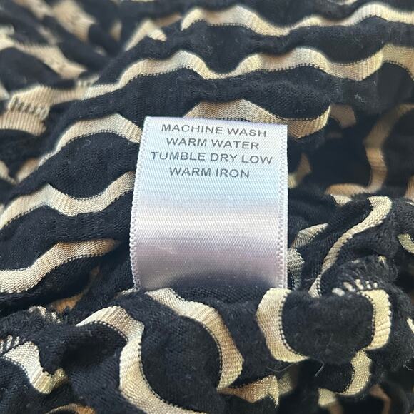 Tianello Laggenlook Dot Tunic Top M Black Tan Textured Knit Asymmetrical Hem - Picture 9 of 10